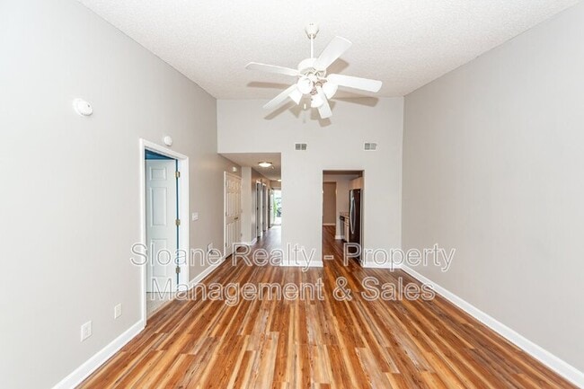 Building Photo - 1307 Apex Ln