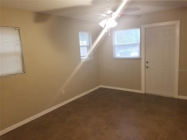 Building Photo - 7100 Dartmouth Ave N