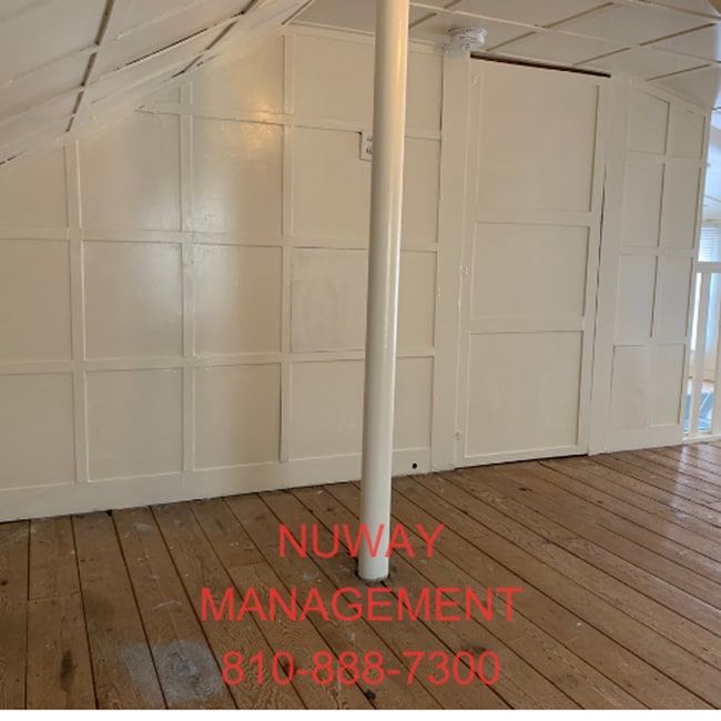 Building Photo - $1,100.00 - 2 Bed / 1 Bath House in Burton with a Spacious Loft Area