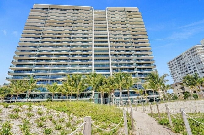 Building Photo - 900 N Ocean Blvd