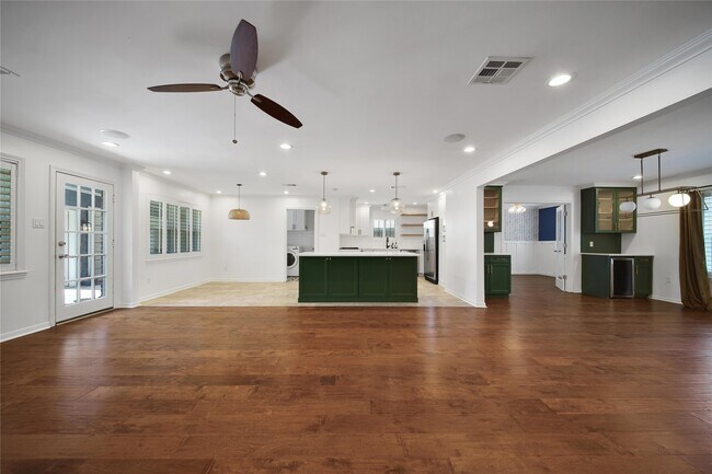 Building Photo - 5027 Twin Candle Dr