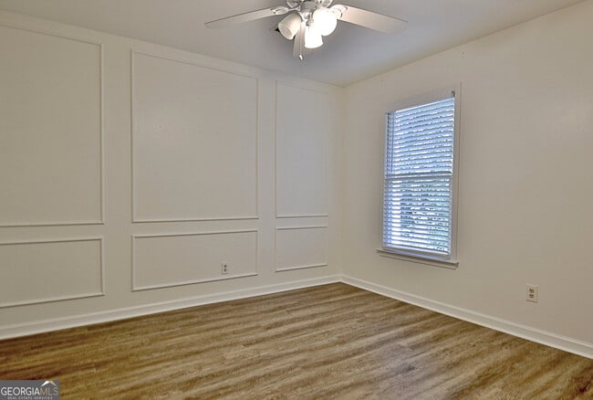 Building Photo - 338 Summer Pl