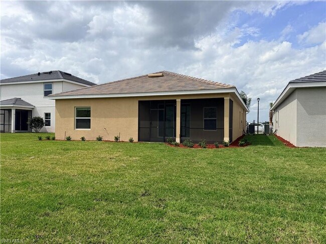 Building Photo - 3917 Passion Vine Dr