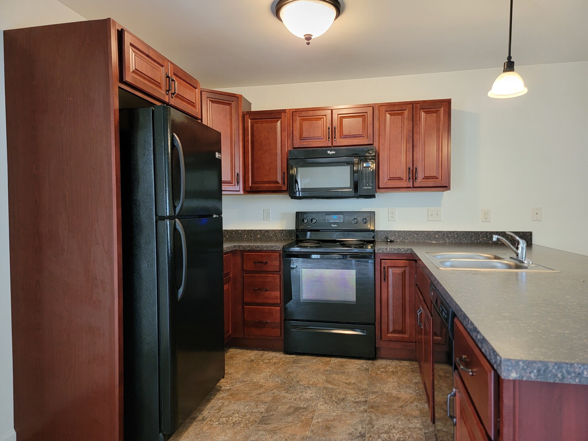 Building Photo - 227 Limestone Dr