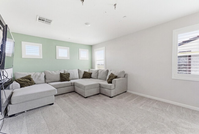 Building Photo - 31110 Bay Horse Way