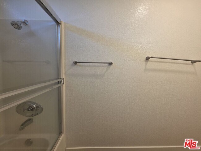 Building Photo - 3204 139th St