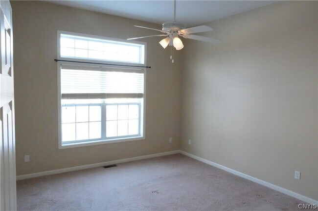 Building Photo - 5086 Minuteman Ln
