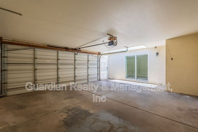 Building Photo - 3401 N 37th St