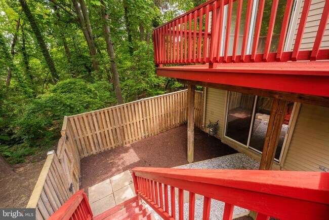 Building Photo - 2615 Chivalry Ct