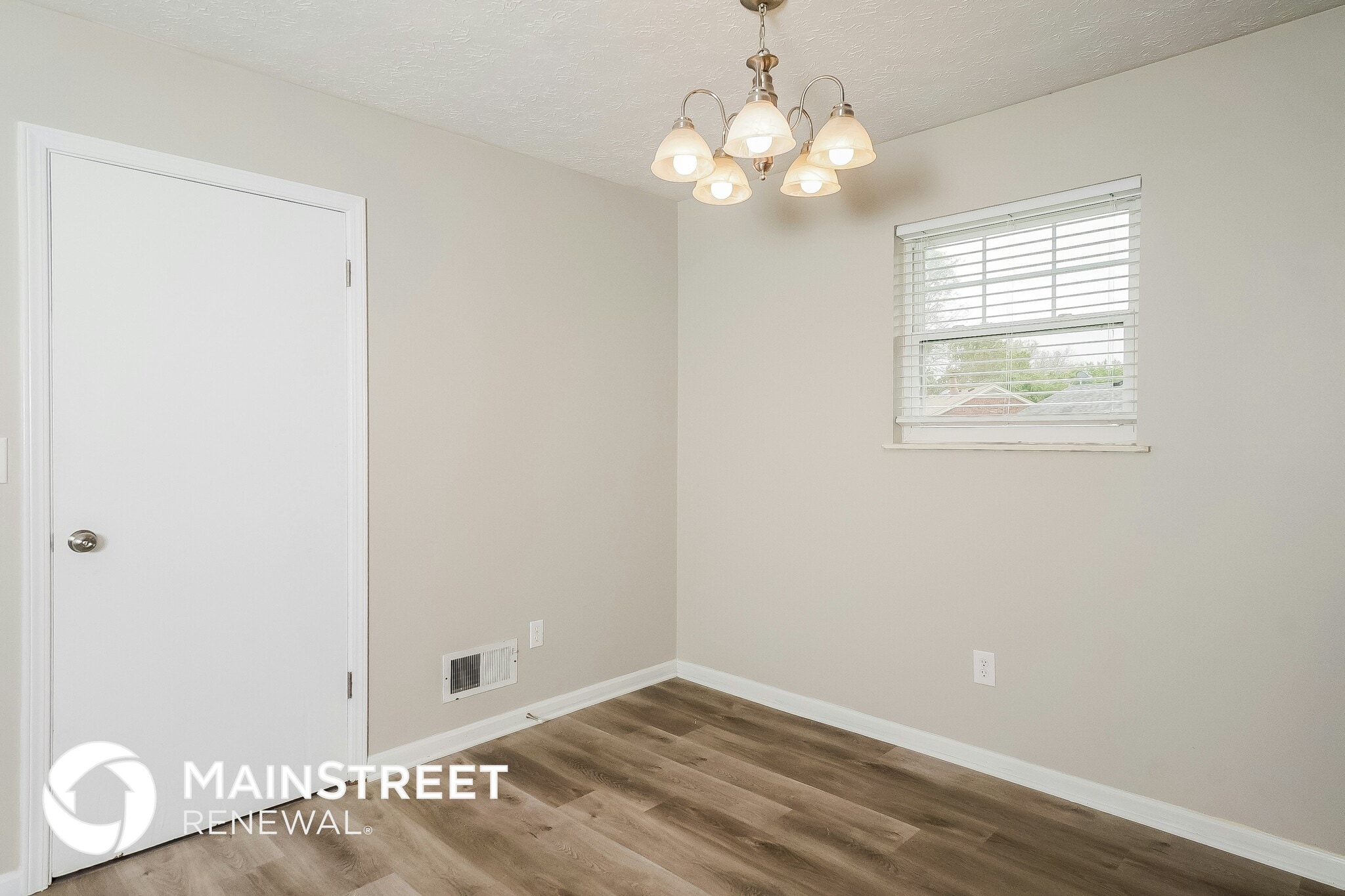 Building Photo - 7502 Stayman Way