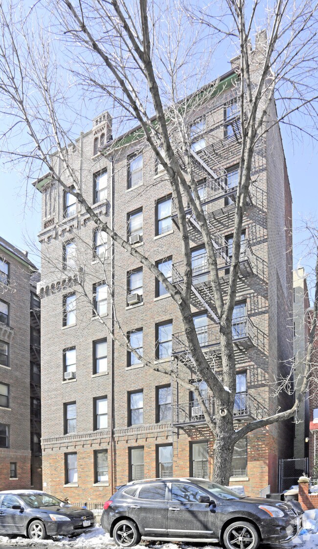 Building Photo - 32-42 33rd Street