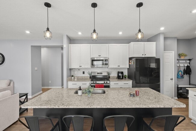 Building Photo - 1059 Honeycomb Ln