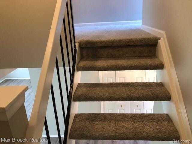 Building Photo - 6365 Richard Run St