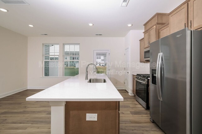 Building Photo - 22 Anastasia St