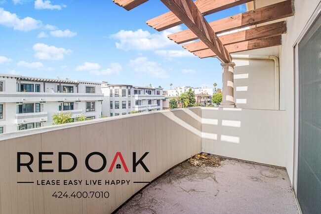 Building Photo - 11848 Kiowa Ave