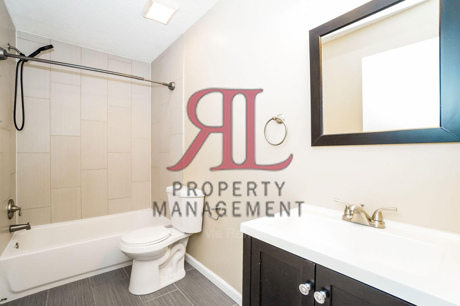 Building Photo - 836 Hickok Dr