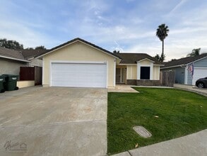 Building Photo - Homes Management - 3 Bed, 2 Bath House for...