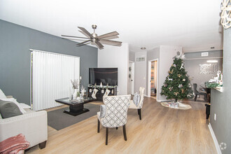 Building Photo - 350 Crestwood Cir