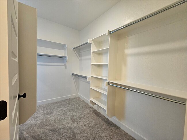 Building Photo - 1450 Sessile Oak Wy