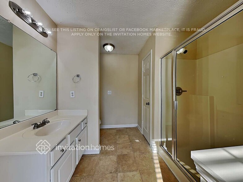 Building Photo - 2173 Oakland Farm Dr