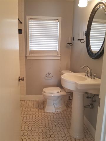 Building Photo - 3733 Manana Dr