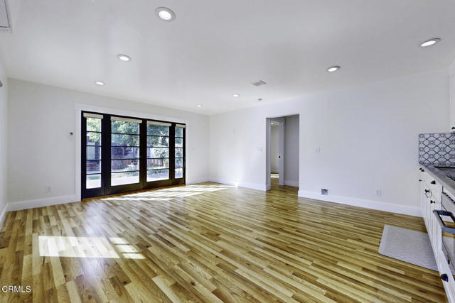 Building Photo - 1843 Las Lunas St
