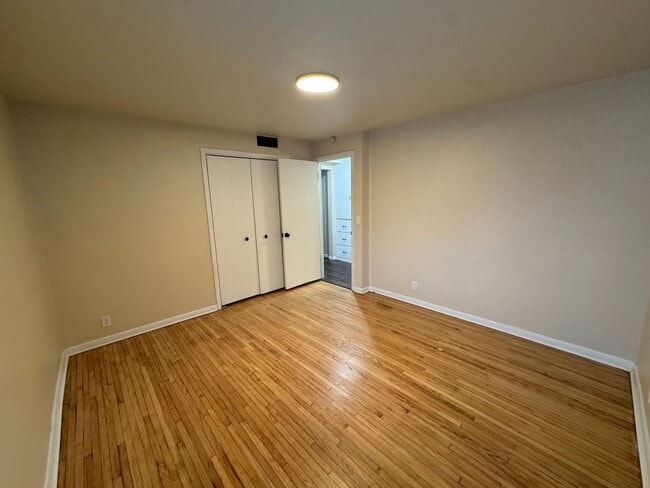 Building Photo - 1109 N18th Triplex