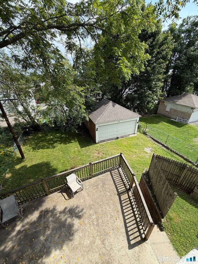 Building Photo - 306 Judson Pl