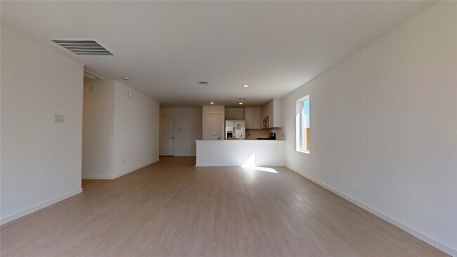 Building Photo - 1634 Birch Wood Dr