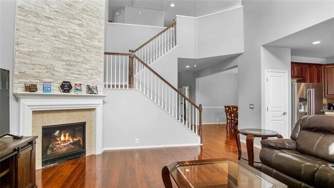 Building Photo - 17006 Cherokee Lake Ln