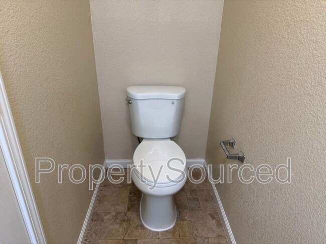 Building Photo - 388 Crescent Moon Dr