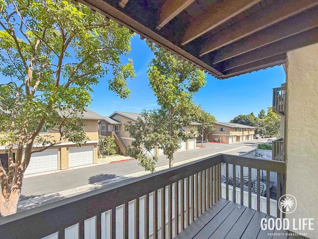 Building Photo - Great 2B/2.5BA Condo in Oceanside for Lease!