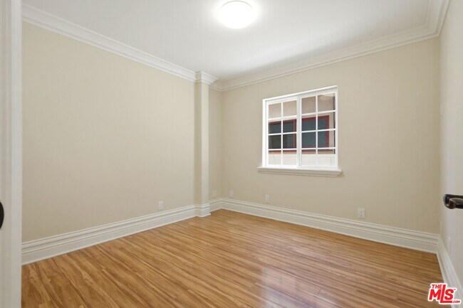 Building Photo - 1510 Cardiff Ave