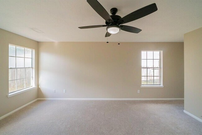 Building Photo - 2603 Desert Sage Dr