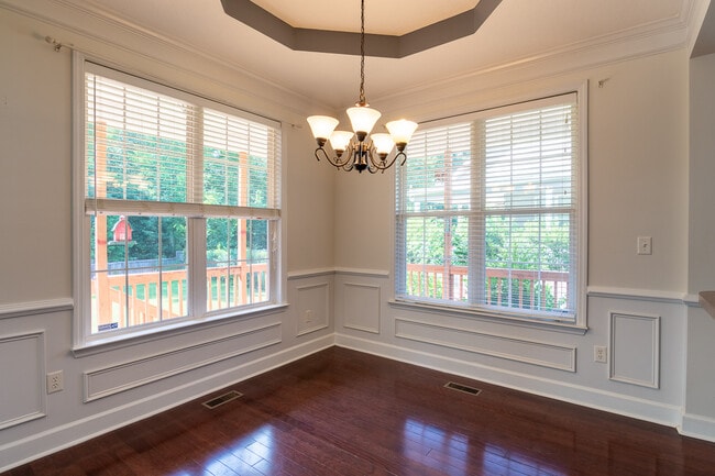 Building Photo - 862 Tyler Woods Dr