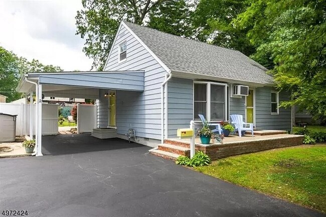 Building Photo - 179 Marcella Rd