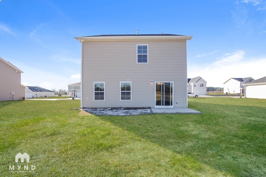 Building Photo - 135 King Buck Dr