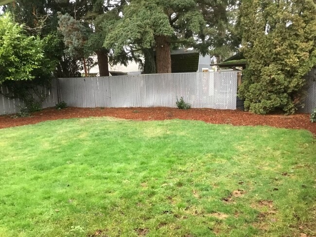 Building Photo - ONE LEVEL LIVING