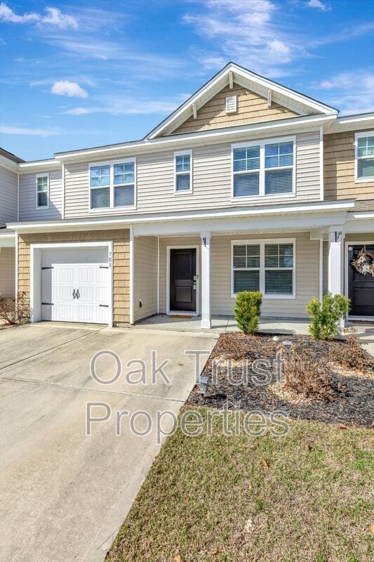 Building Photo - 703 Hilchot Dr