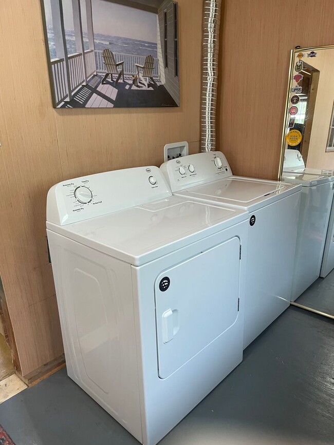 Building Photo - 185 O'Farrell St - 1 bed/1 bath - Available early July!