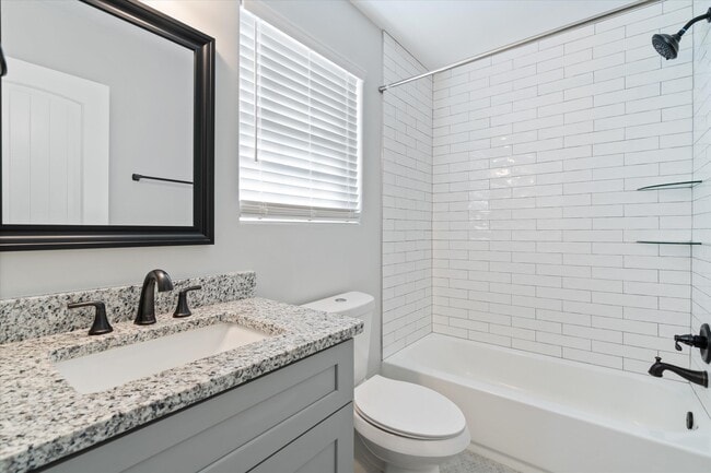 Building Photo - 385 Williford St