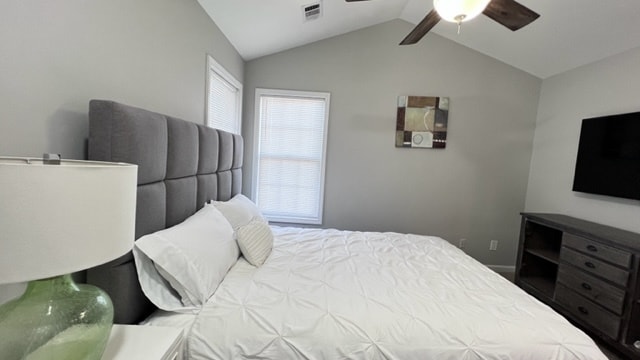 Building Photo - 2003 Clearstream Overlook