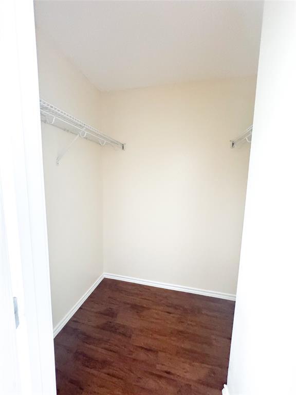 Building Photo - 303 Wegstrom St