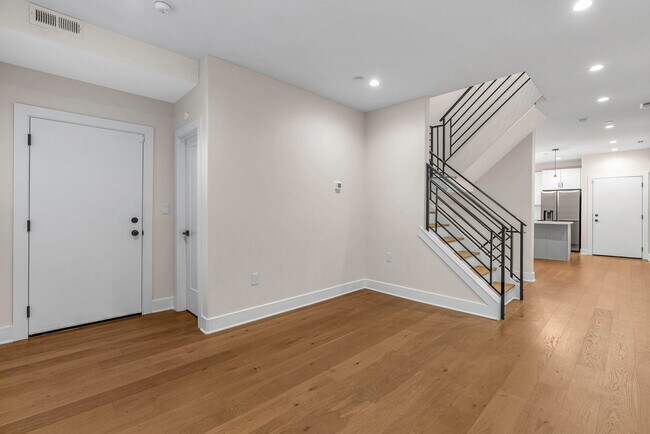 Building Photo - 1224 N 26th St