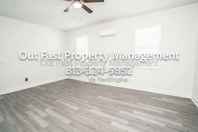 Building Photo - 4859 W Prescott St