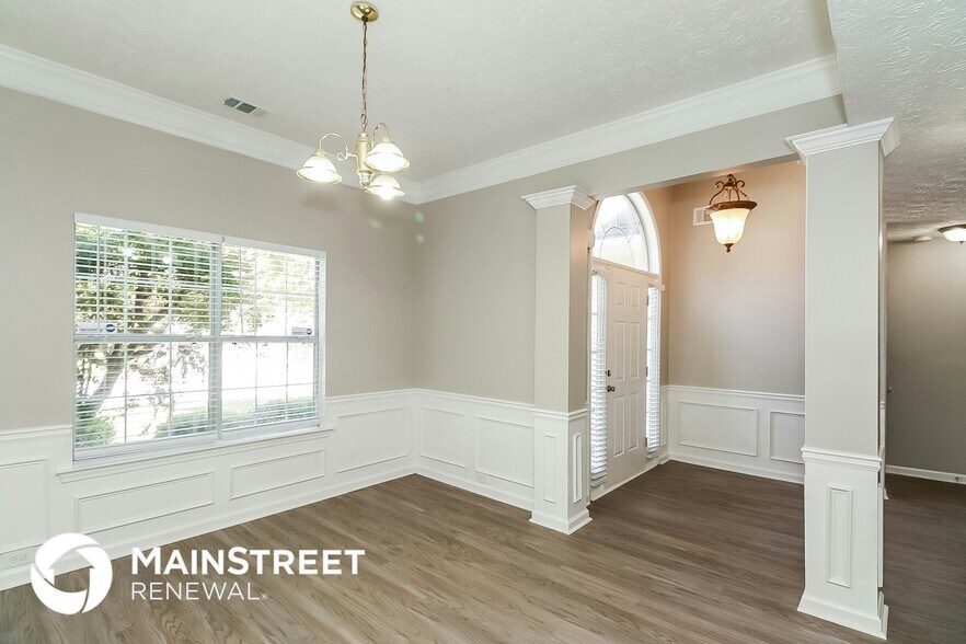 Building Photo - 11771 Fairway Overlook