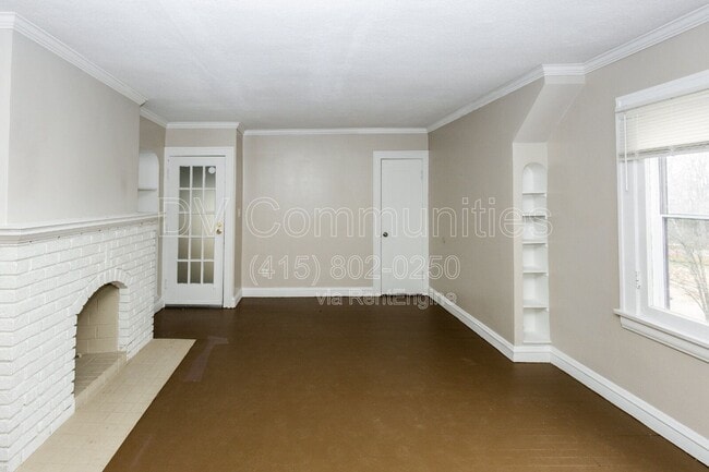 Building Photo - 3579 Riedham Rd