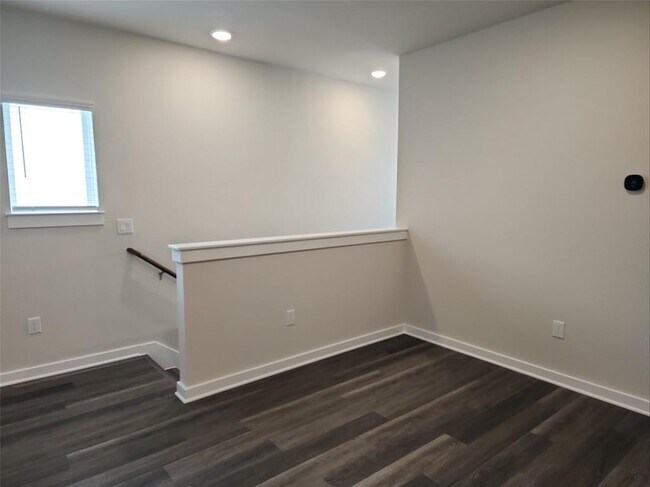 Building Photo - 2353 Moon Tower Trl