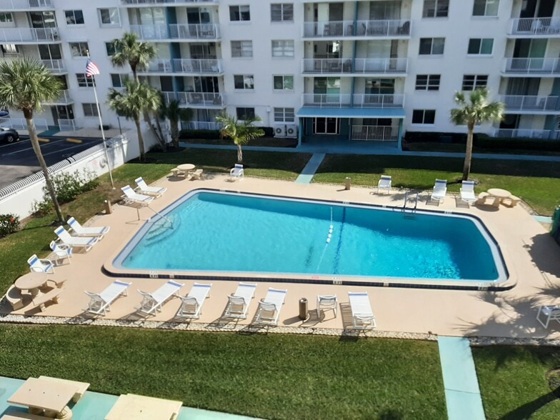 Pool off balcony - 2727 N atlantic Ave