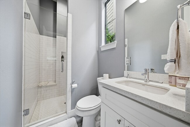 Building Photo - 4306 Center St